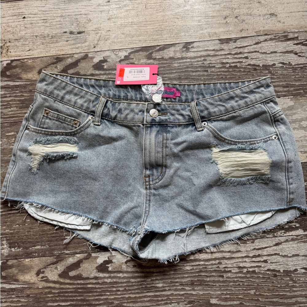 Edikted Distressed Gray Denim Shorts